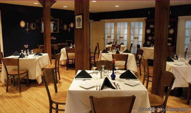 The Frogtown Inn Canadensis ร้านอาหาร รูปภาพ